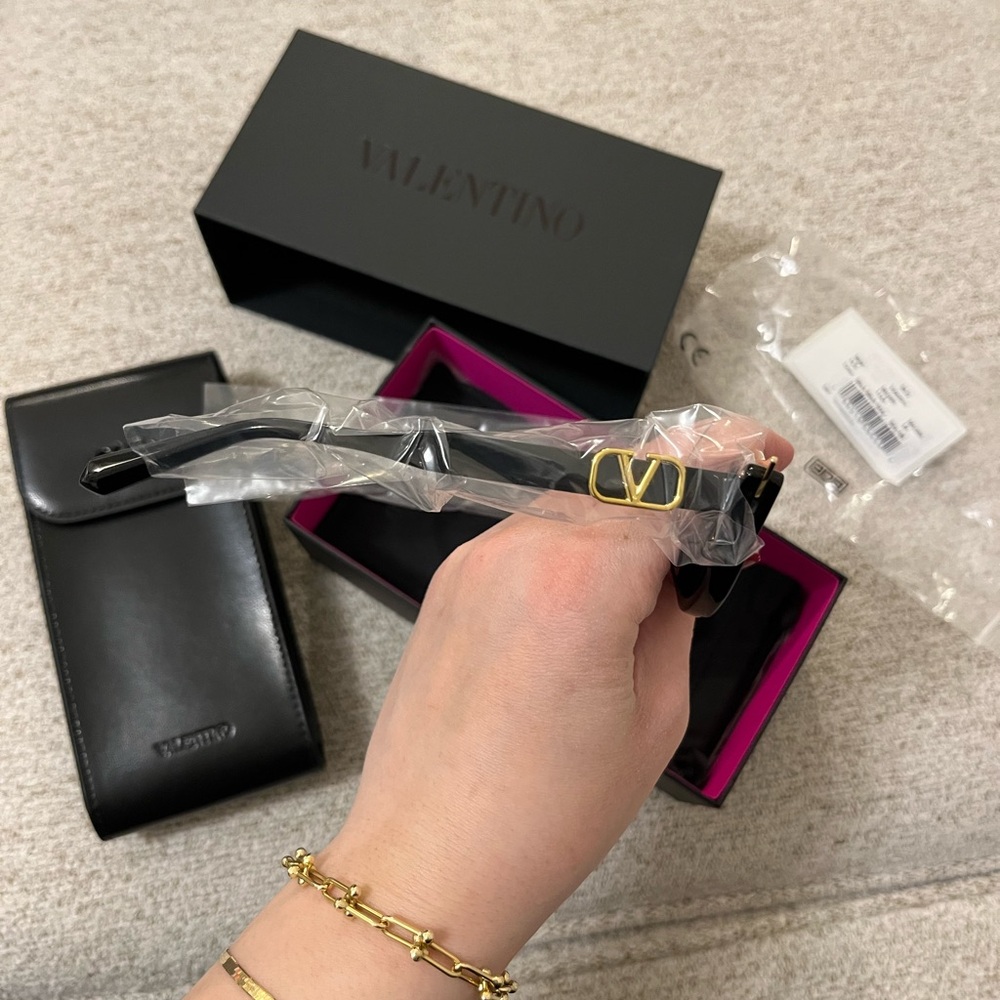 Authentic Valentino Black and Gold Cat-Eye Sunglasses - Picture 2 of 2